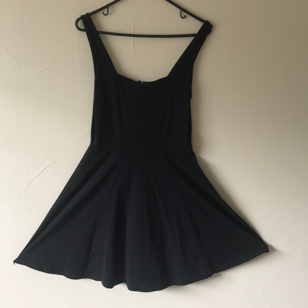Black express midi dress